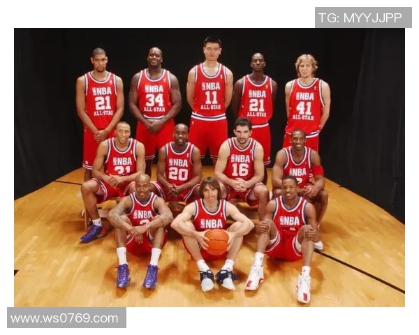 赛后分析：北京篮球队与成都篮球队的战术对决与技术亮点探讨